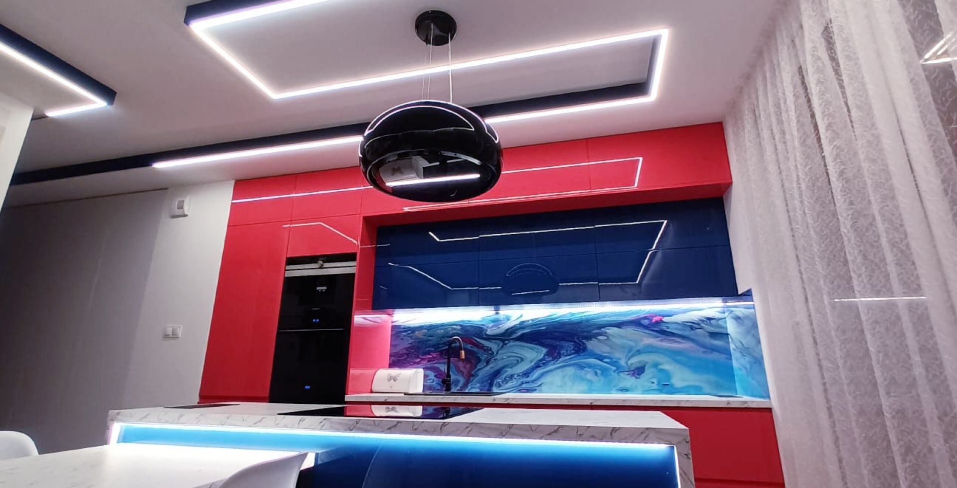 Hota insula Ceramic Black - Negru lucios - Aranjament 2