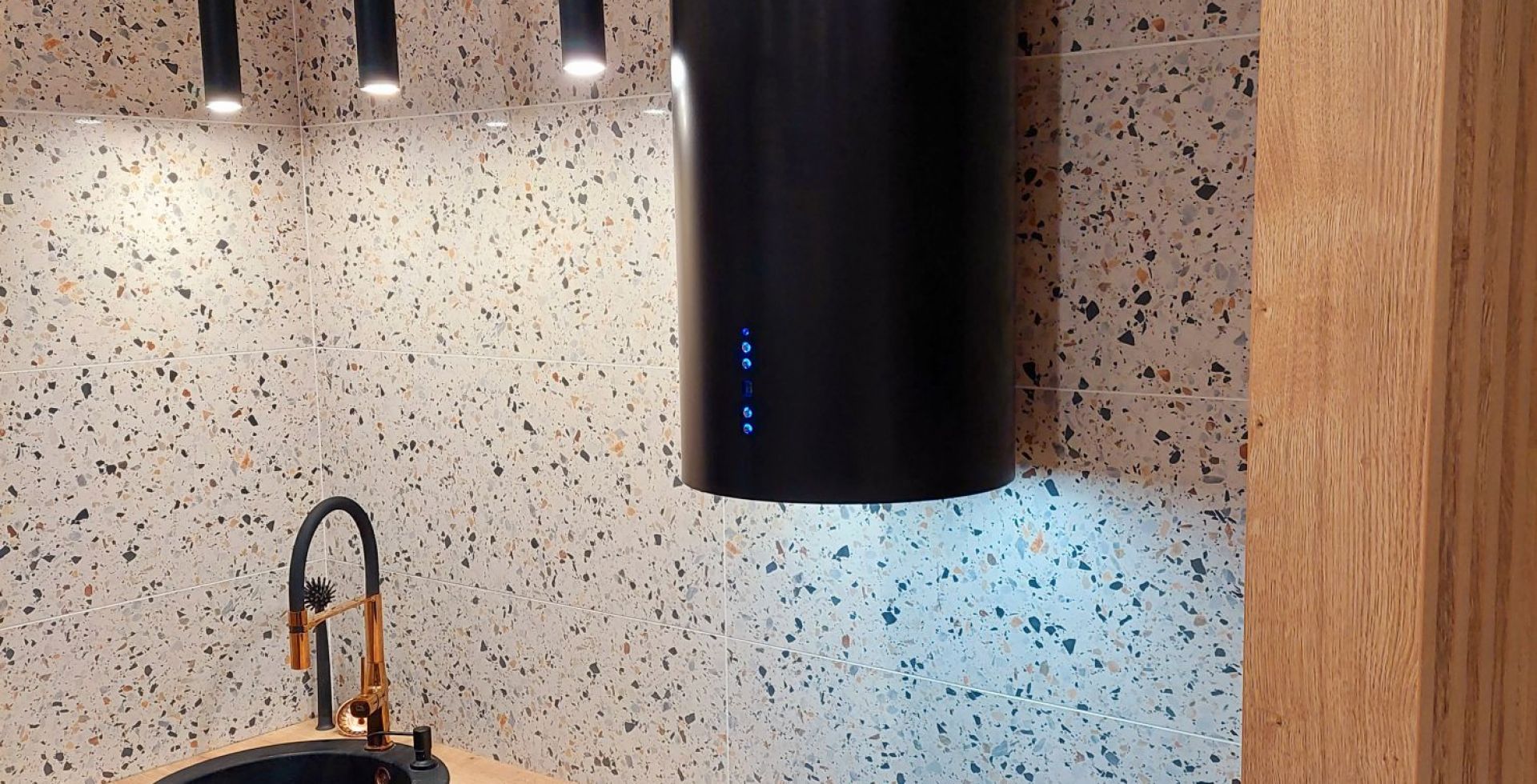 Hota Tuburi Cylindro 2STRIPS Black Matt - Negru Mat - Aranjament 4