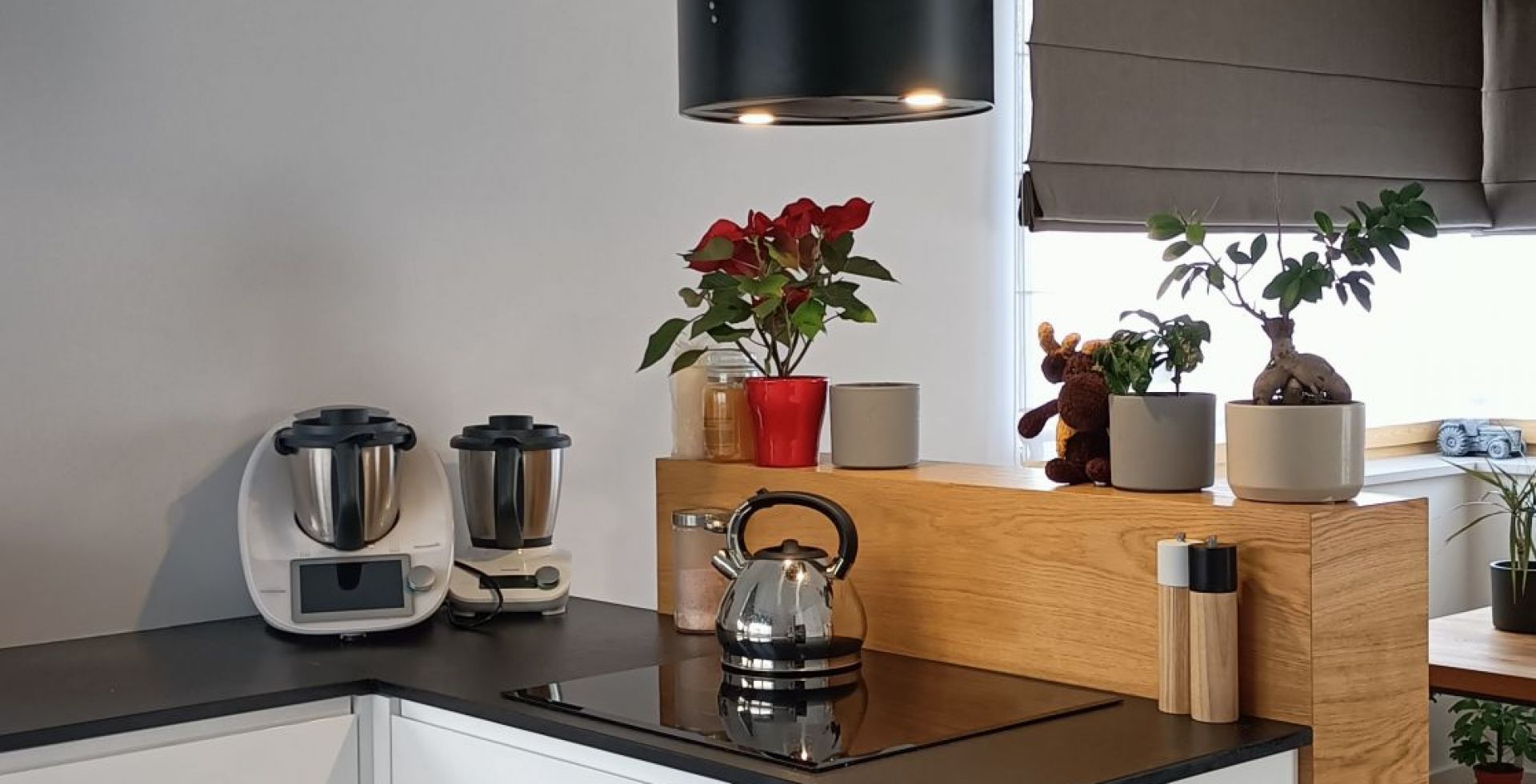 Hota insula Cylindro Eco Black Matt - Negru Mat - Aranjament 18