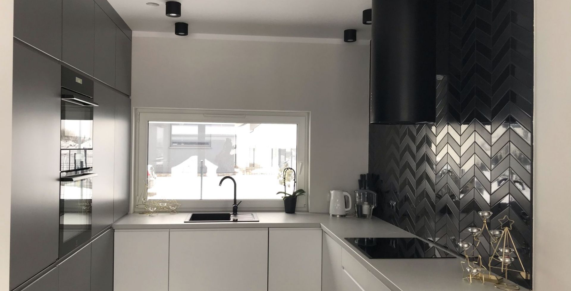 Hota decorative Cylindro OR Black Matt - Negru Mat - Aranjament 30