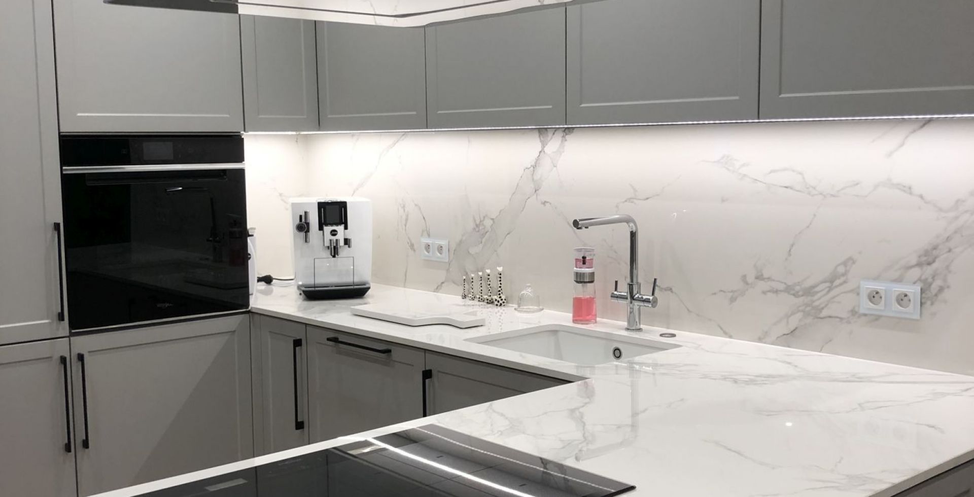 Hota insula Decor Island White - Alb - Aranjament 10