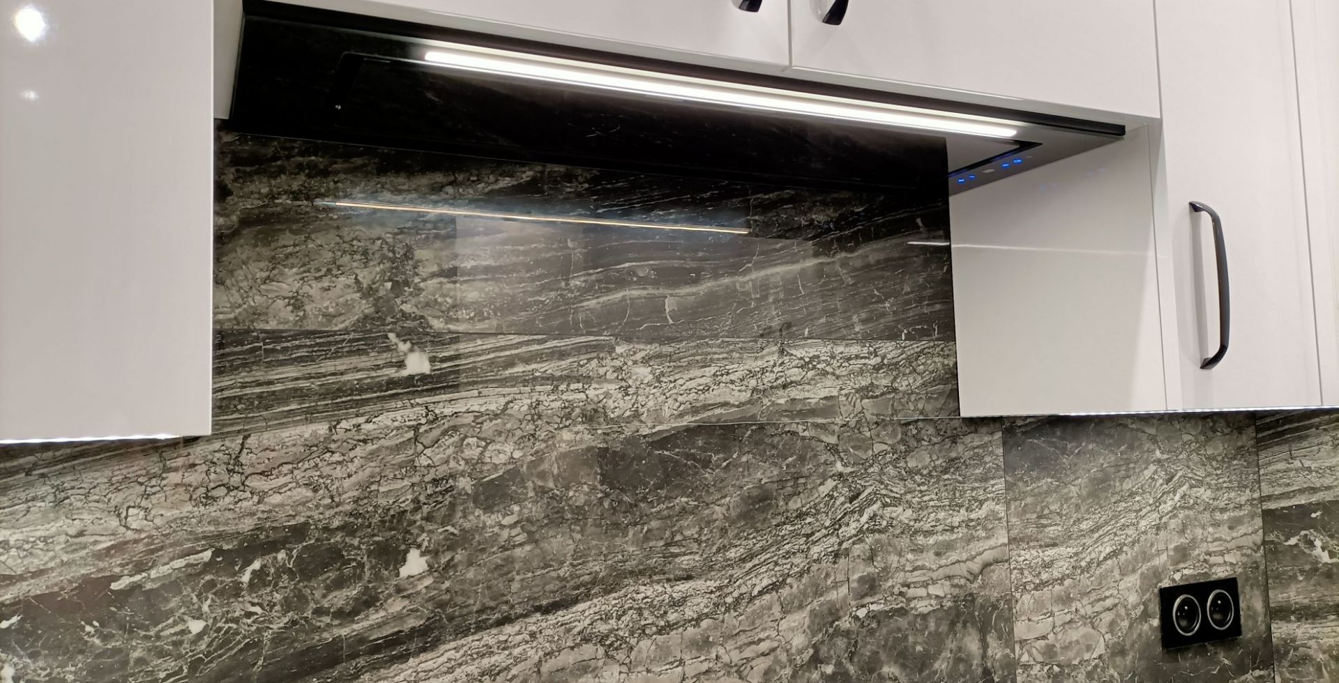 Hota Incorporabile Lando Glass Black - Negru - Aranjament 20