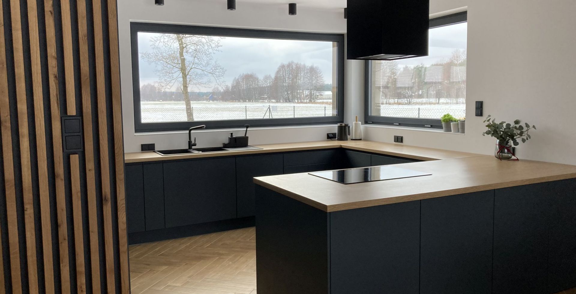 Hota insula Quadro Black Matt - Negru Mat - Aranjament 15