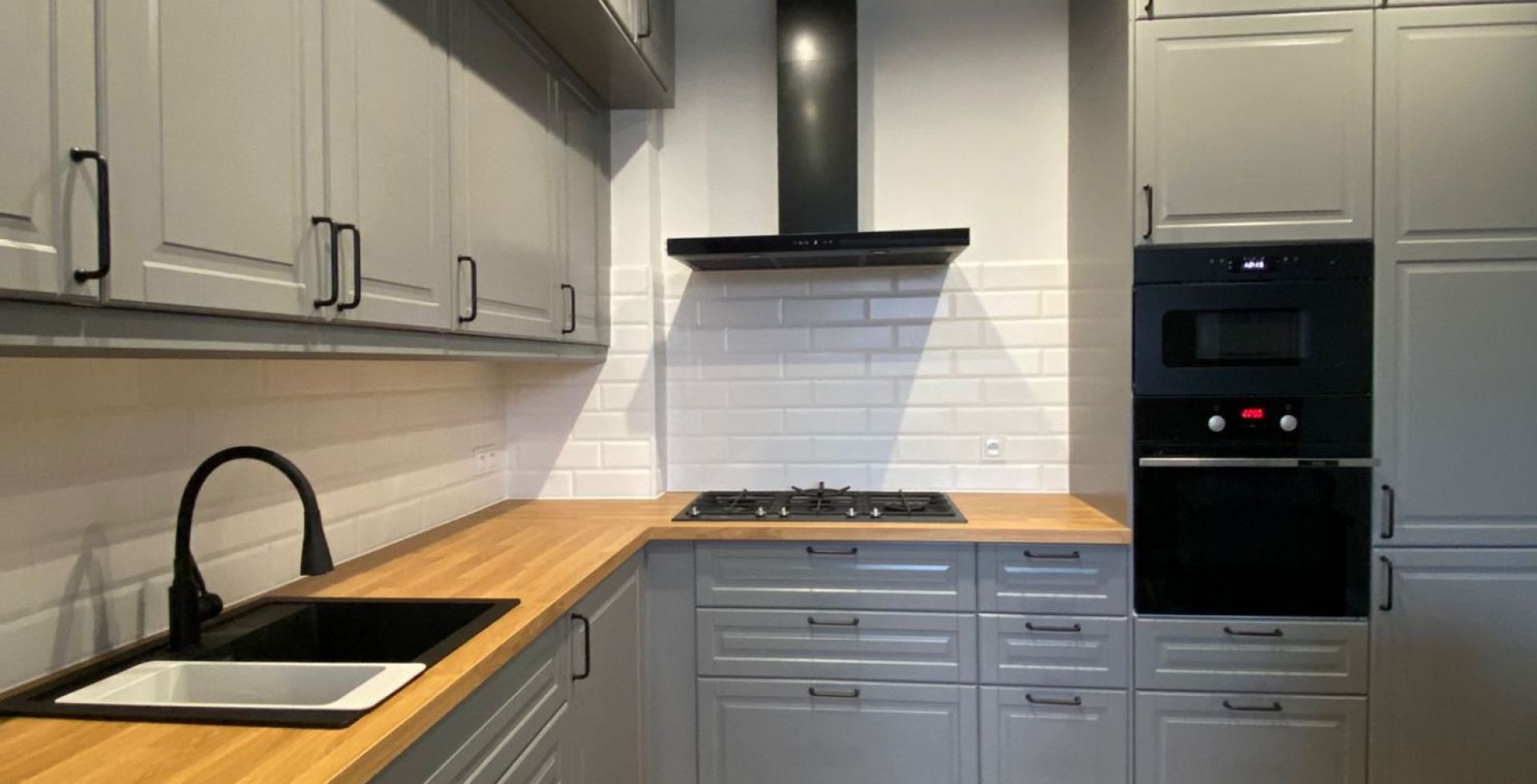 Hota decorative Sento OR Strips Black Matt - Negru Mat - Aranjament 23