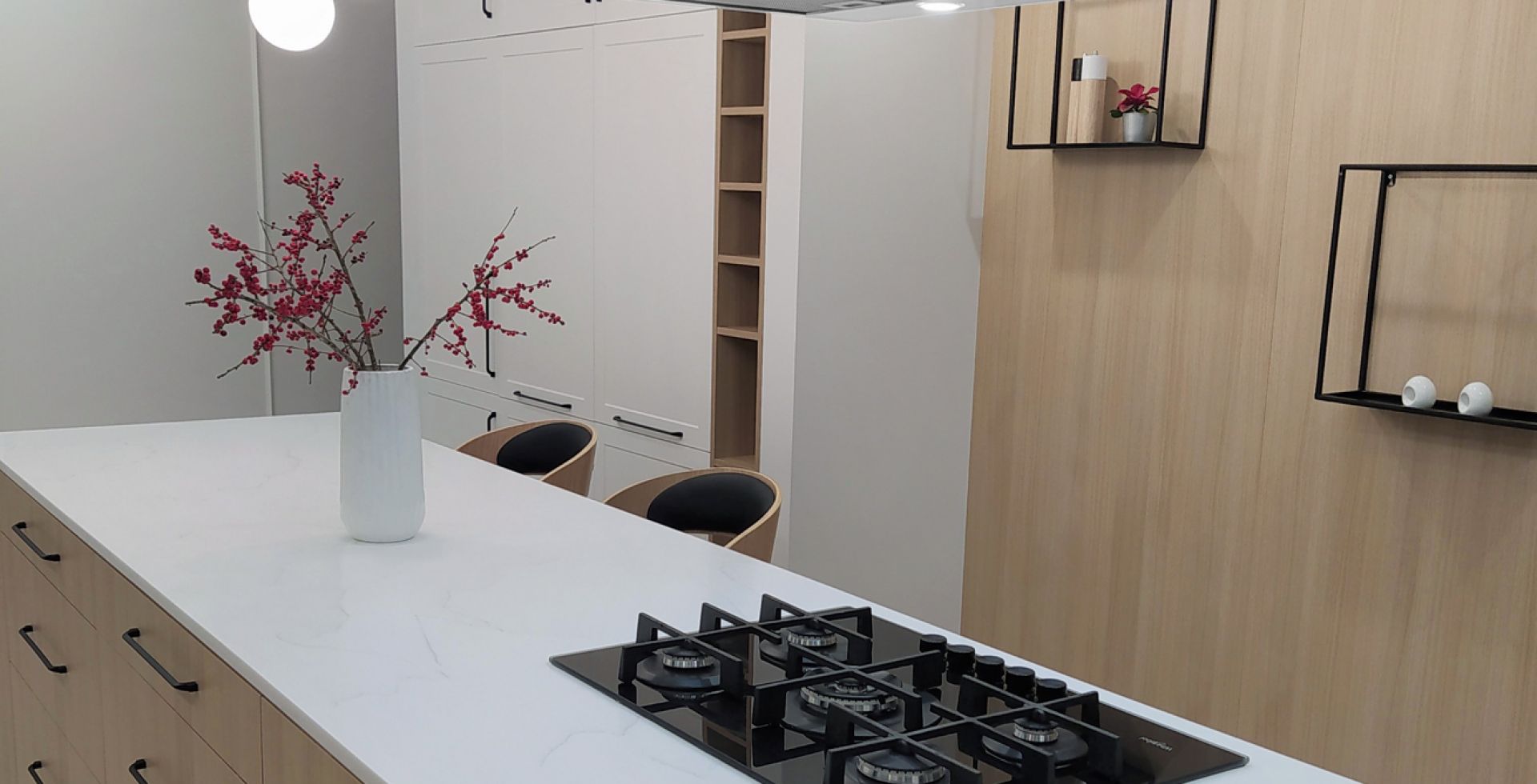 Hota insula Sento Island Strips White - Alb - Aranjament 3