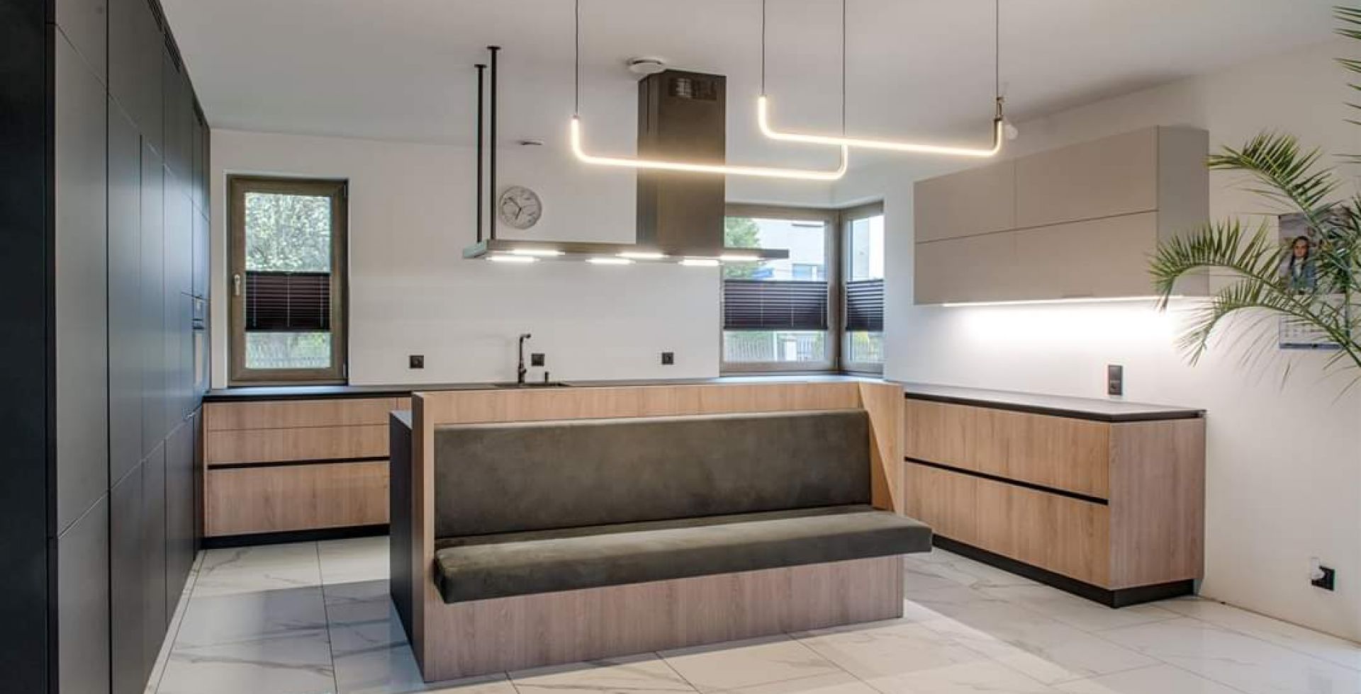 Hota insula Metropolis Black Matt - Negru Mat - Aranjament 7