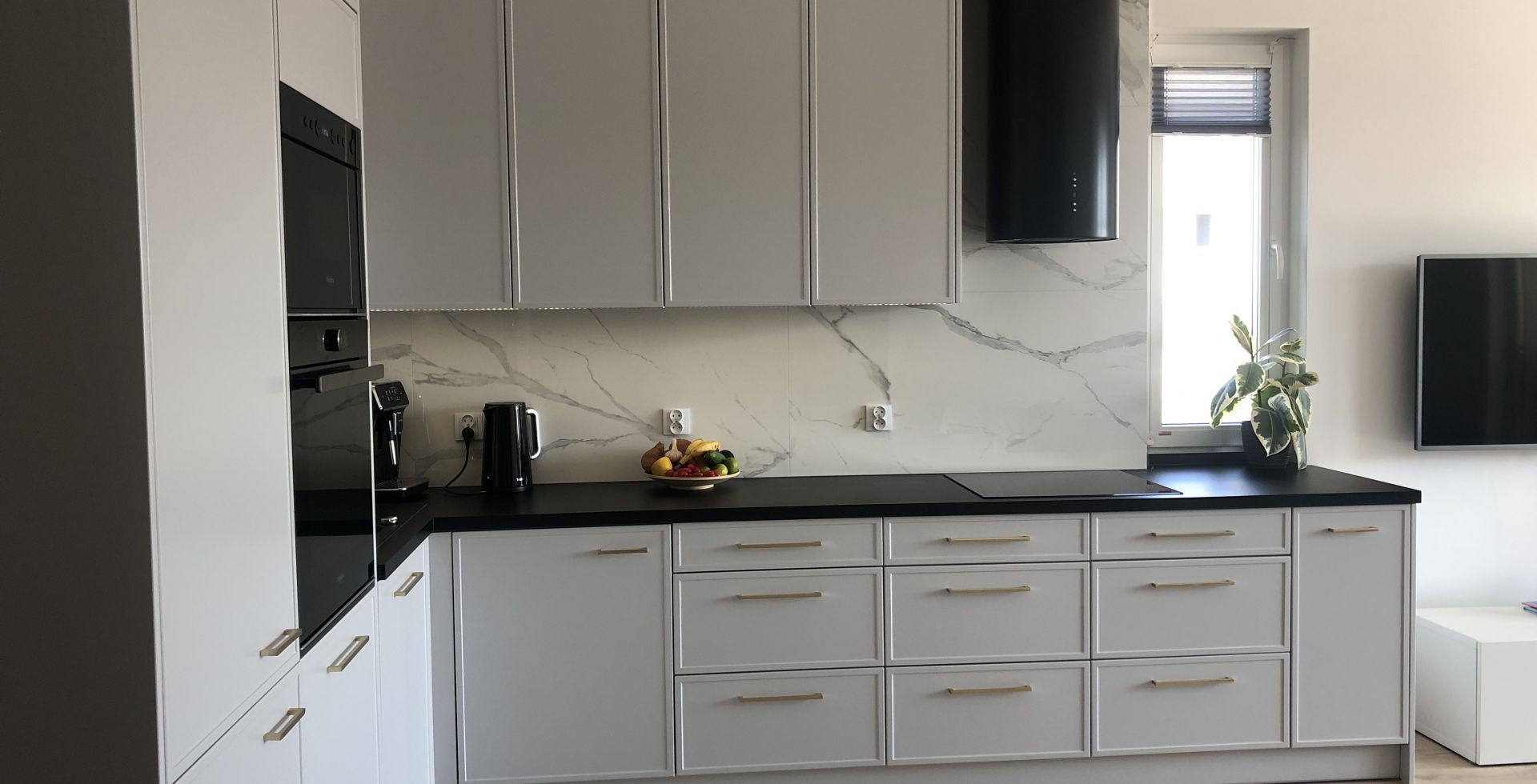 Hota insula Cylindro Black Matt - Negru Mat - Aranjament 88