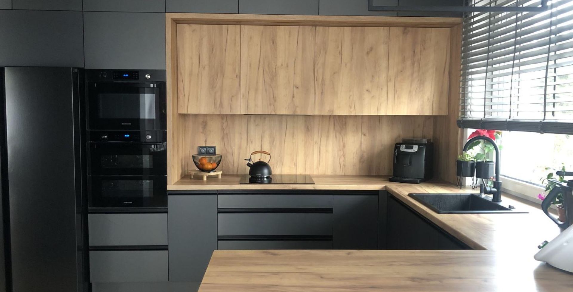 Hota Incorporabile Lando Glass 2STRIPS Black - Negru - Aranjament 3