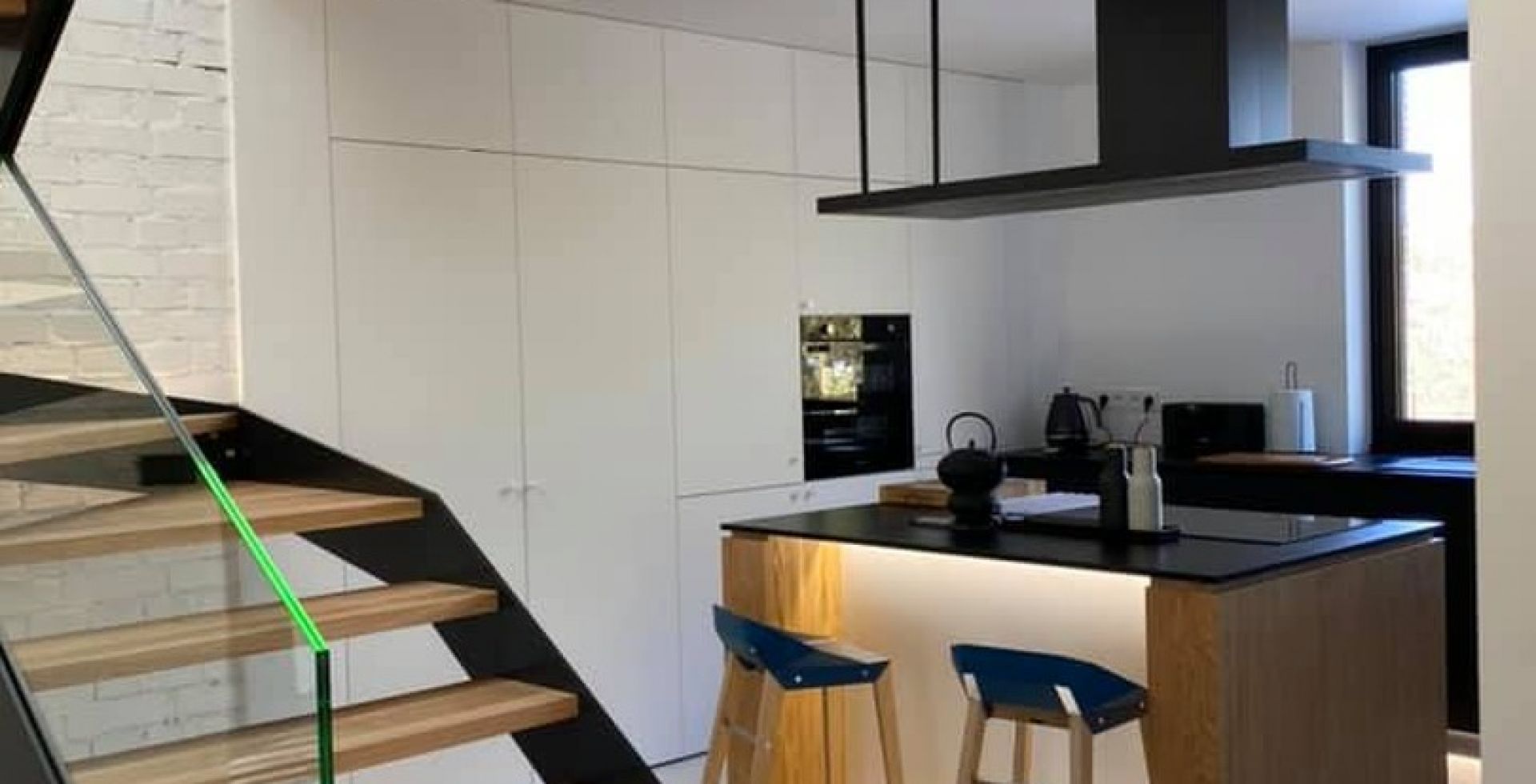 Hota insula Metropolis Black Matt - Negru Mat - Aranjament 18