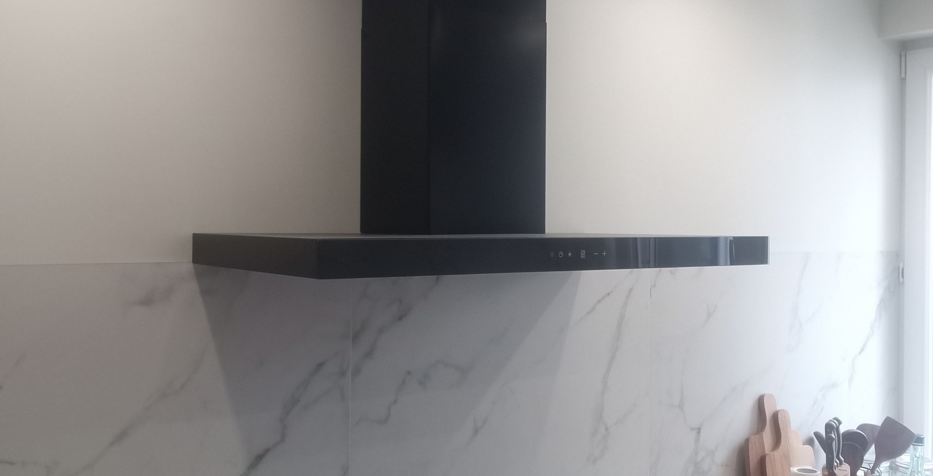 Hota decorative Sento OR Strips Black Matt - Negru Mat - Aranjament 26