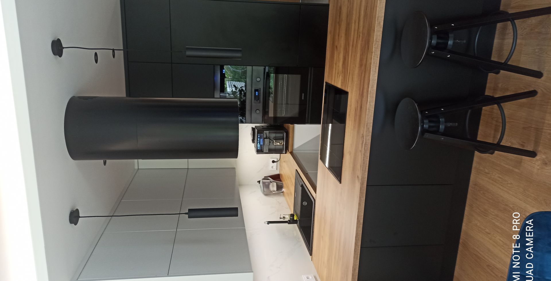 Hota insula Cylindro Black Matt - Negru Mat - Aranjament 91