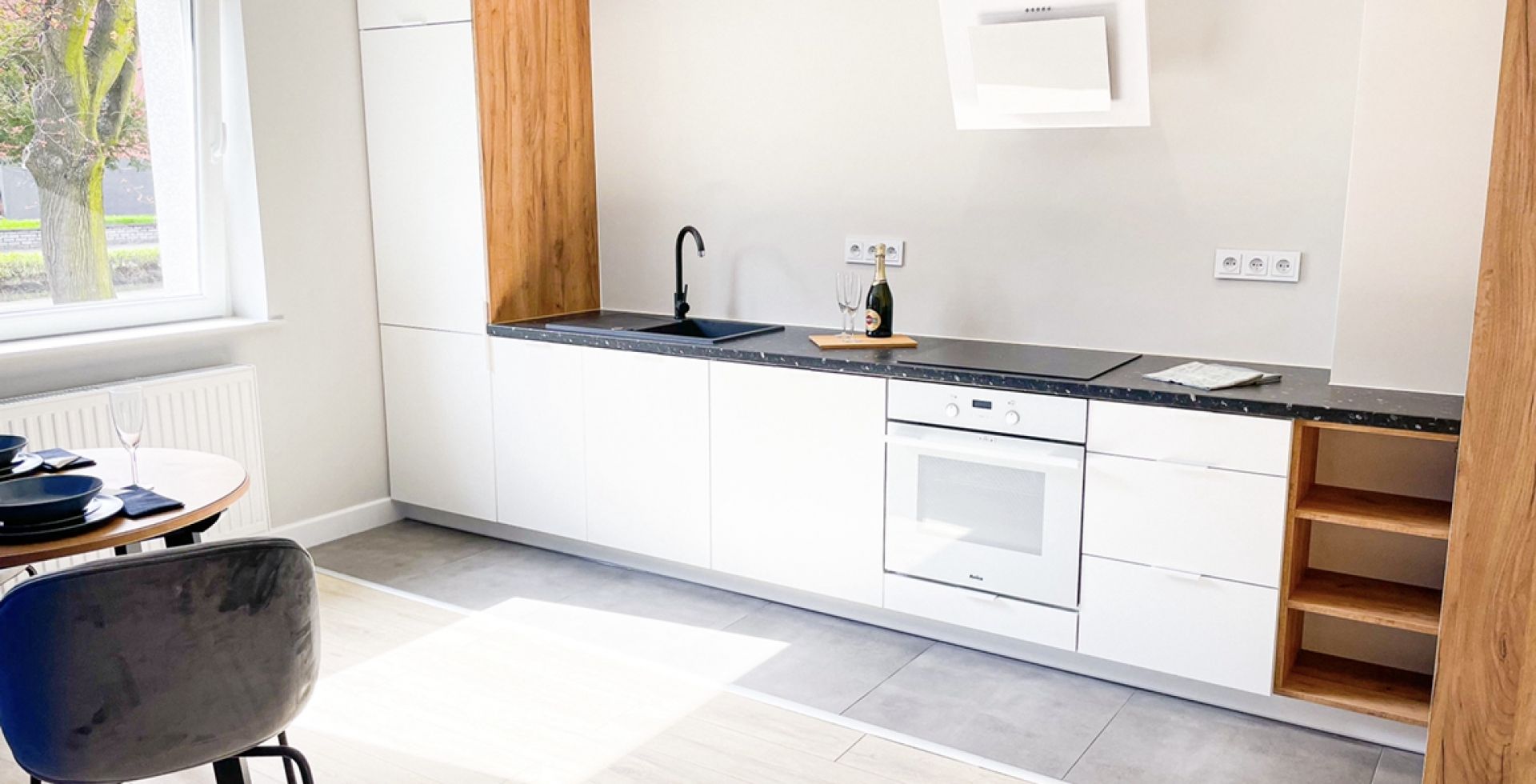 Hota decorative Dynamic White - Alb - Aranjament 2