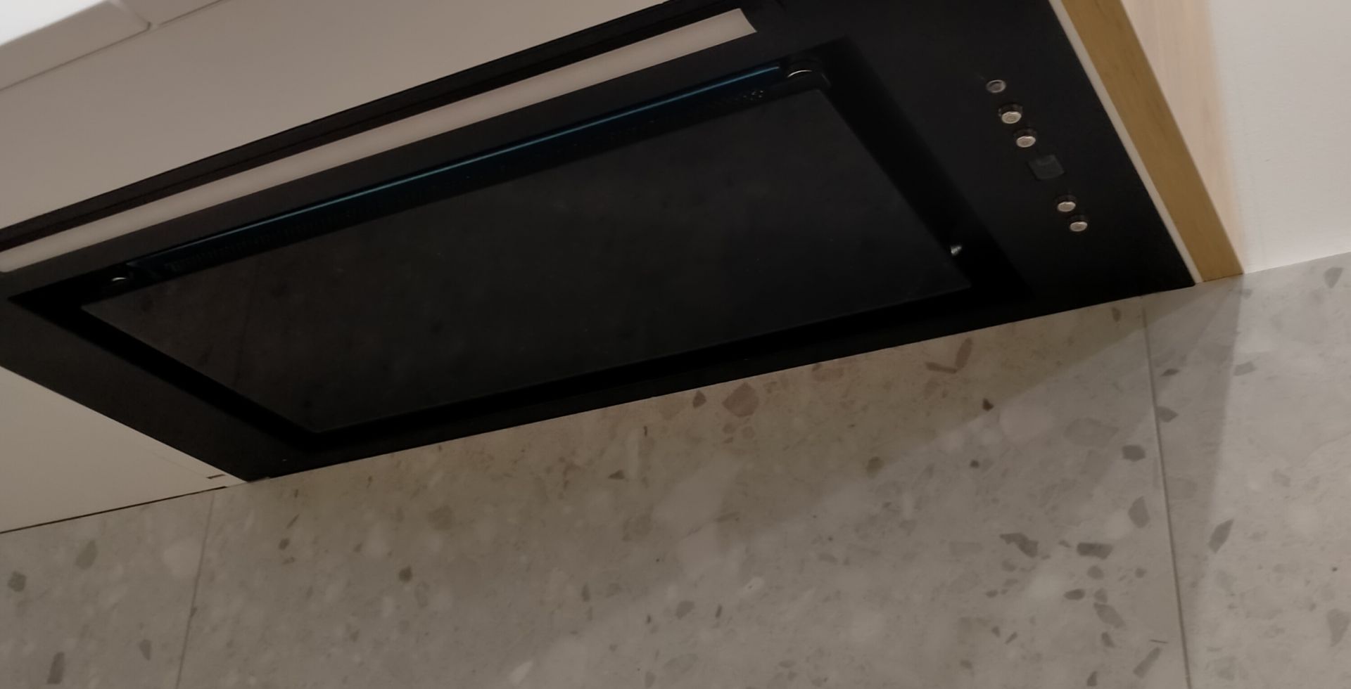 Hota Incorporabile Micra Black Matt - Negru Mat - Aranjament 9