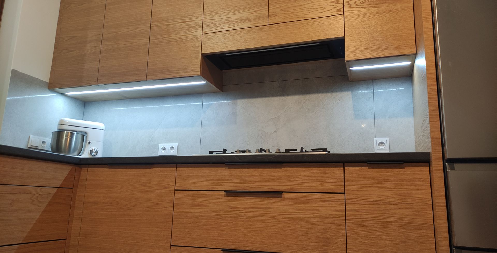 Hota Incorporabile Micra Black Matt - Negru Mat - Aranjament 10