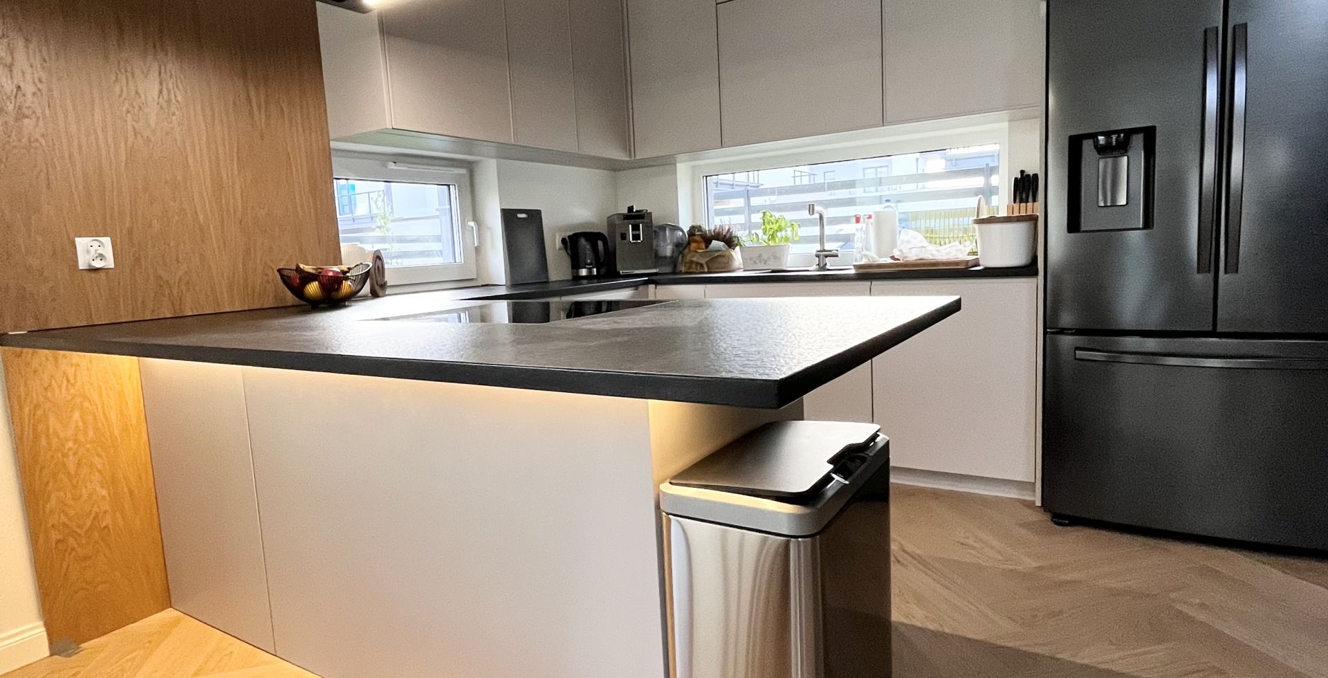 Hota insula Metropolis Black Matt - Negru Mat - Aranjament 36