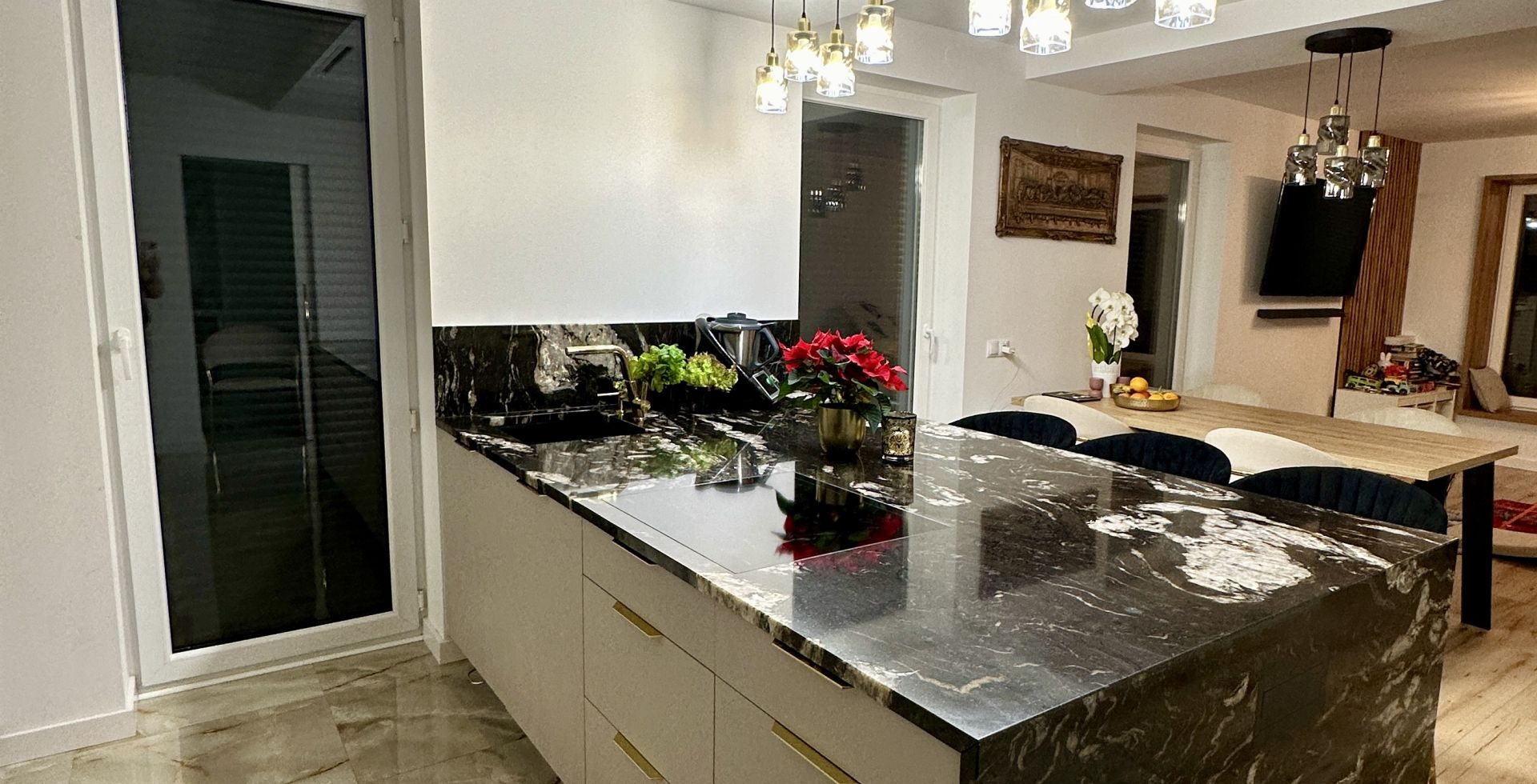 Hota De tavan Planet Super Slim White - Alb - Aranjament 10