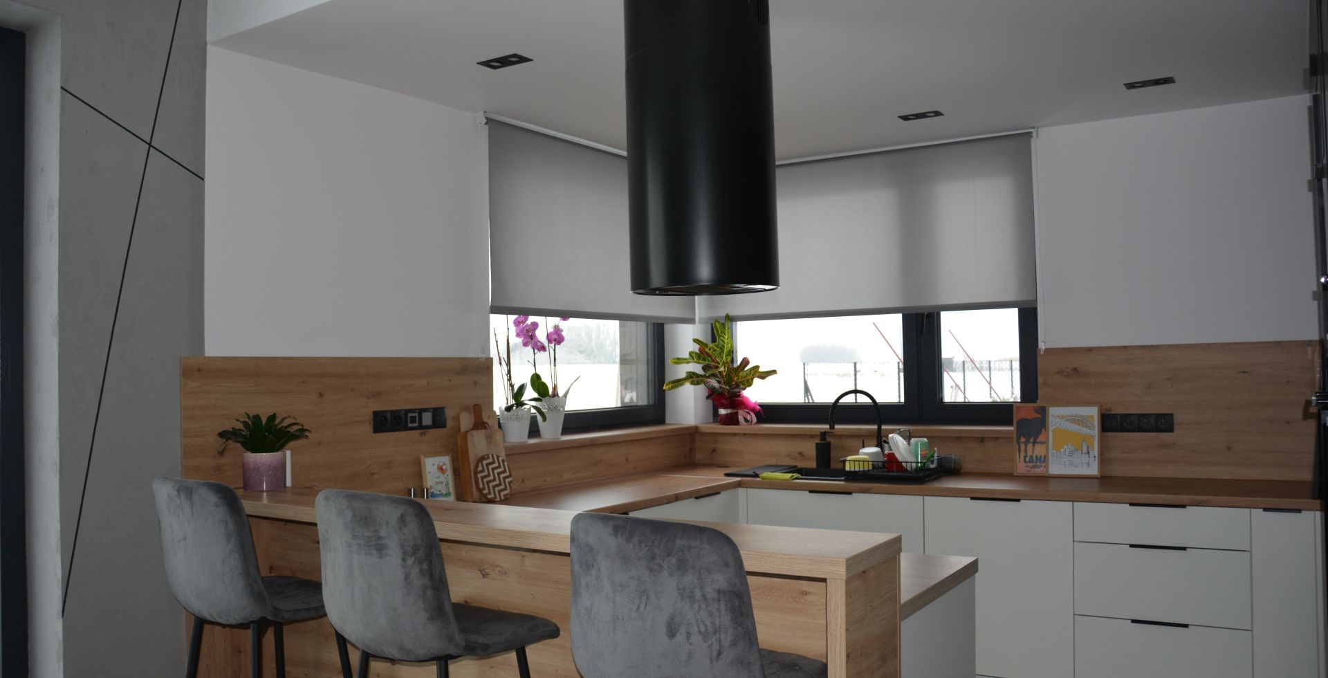 Hota insula Cylindro Black Matt - Negru Mat - Aranjament 95