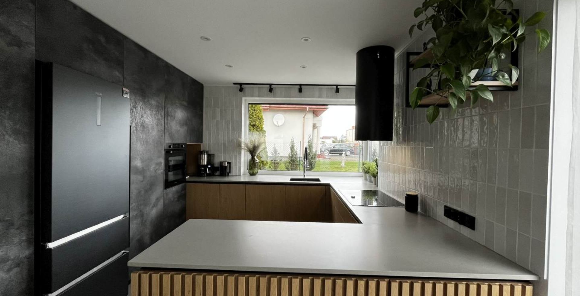 Hota insula Cylindro Black Matt - Negru Mat - Aranjament 99