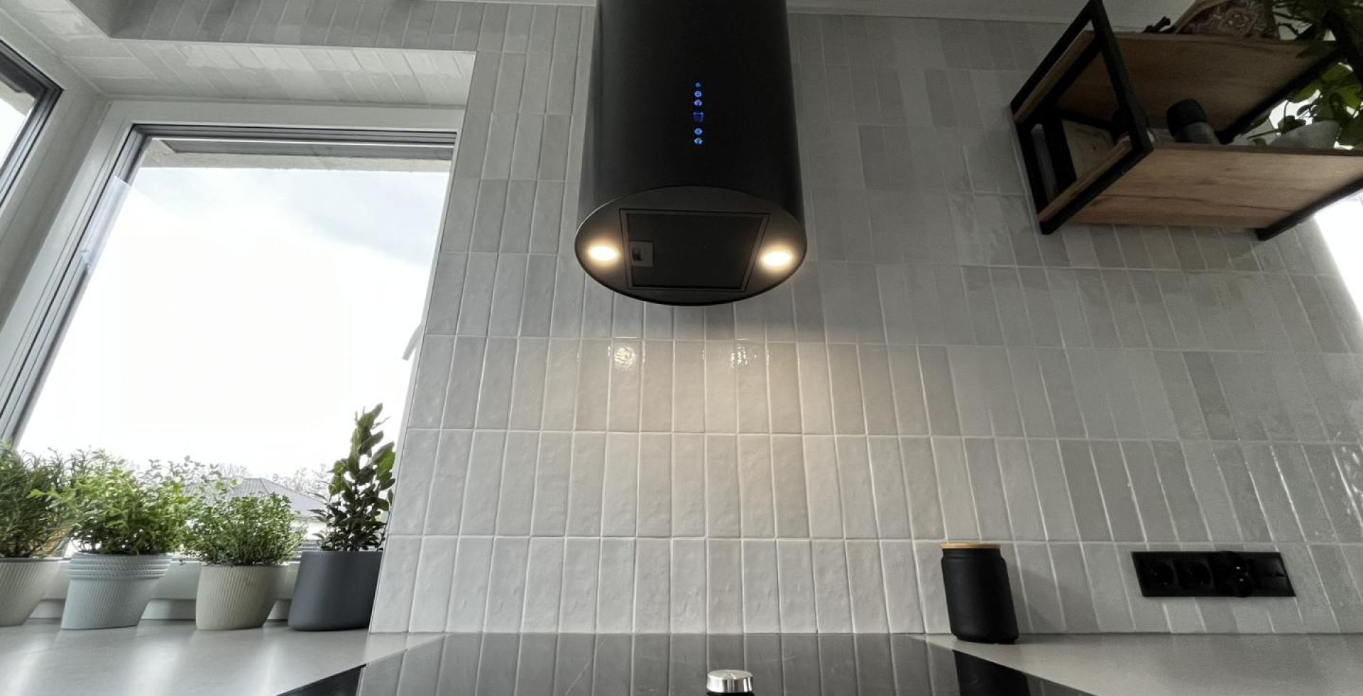 Hota insula Cylindro Black Matt - Negru Mat - Aranjament 100