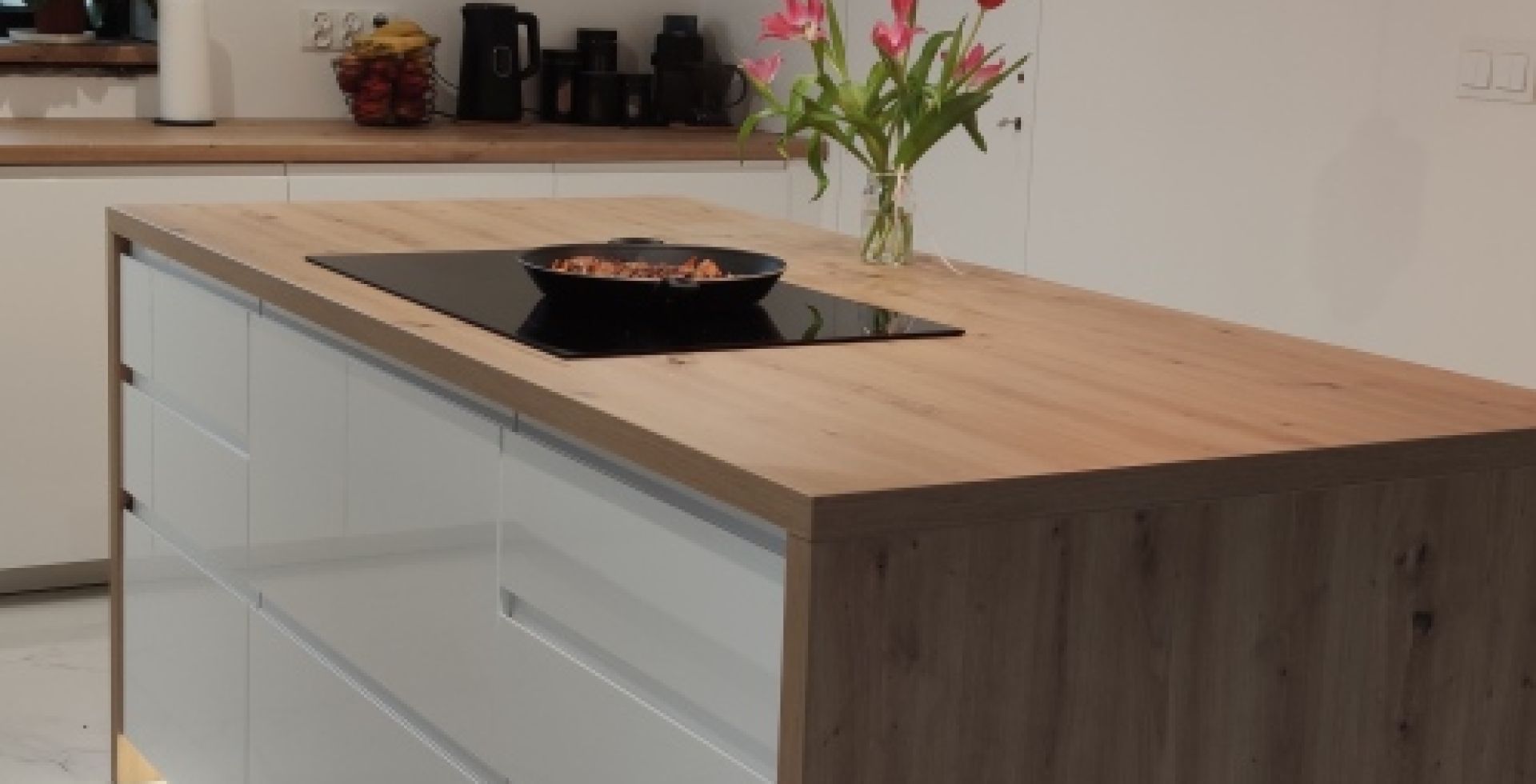 Hota insula Cylindro Black Matt - Negru Mat - Aranjament 104