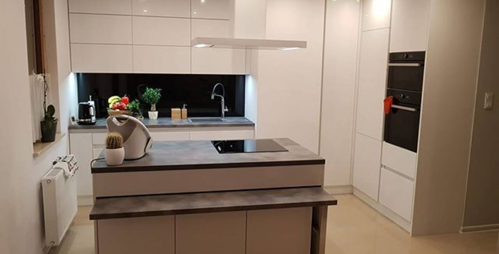 Hota insula Decor Island White - Alb - Aranjament 2