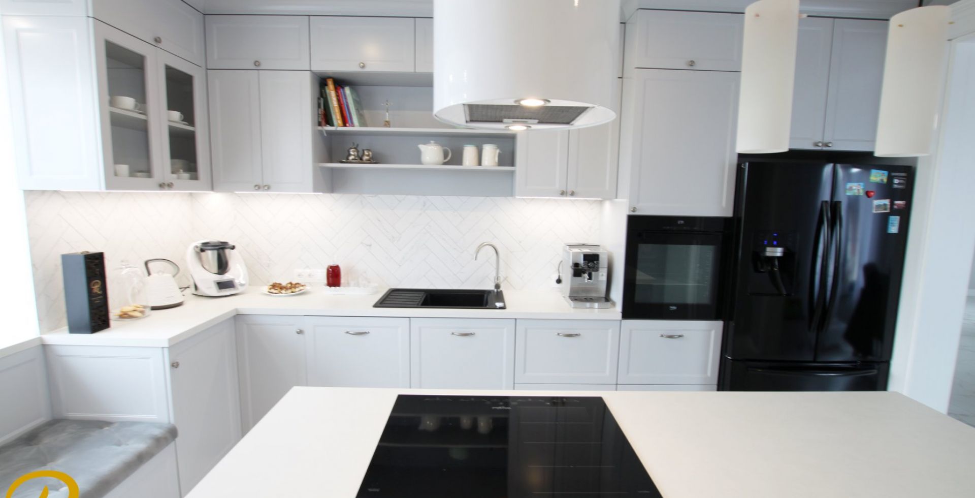 Hota insula Galaxy White - Alb - Aranjament 2