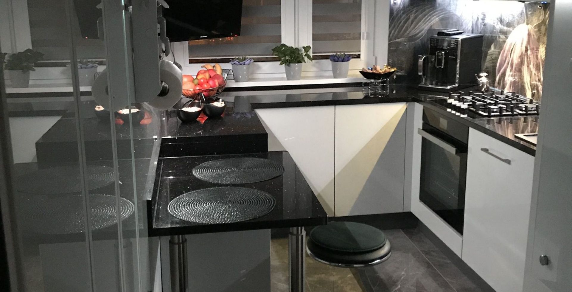 Hota Incorporabile Lando Glass Black - Negru - Aranjament 14