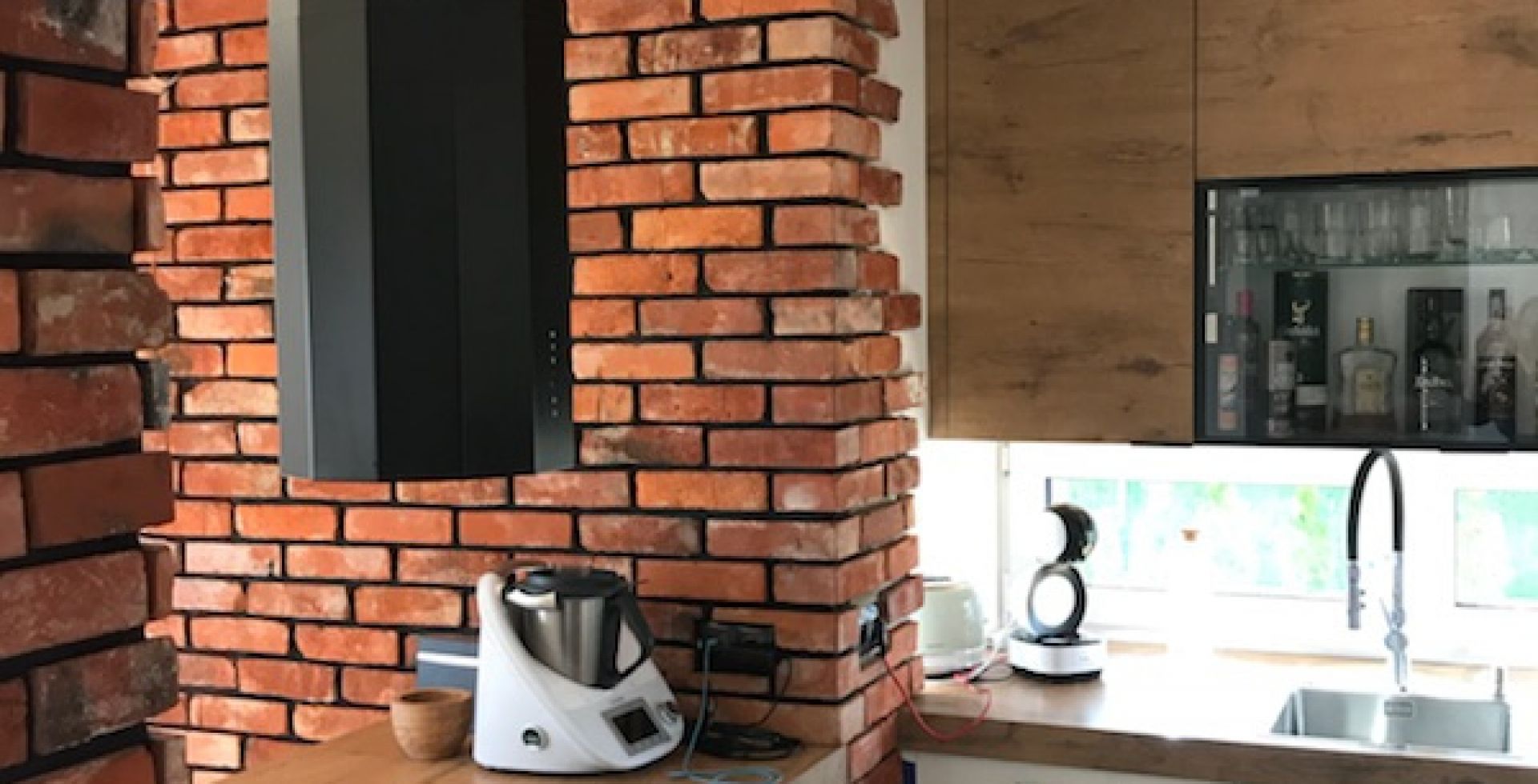 Hota insula Viva Black Matt - Negru Mat - Aranjament 3