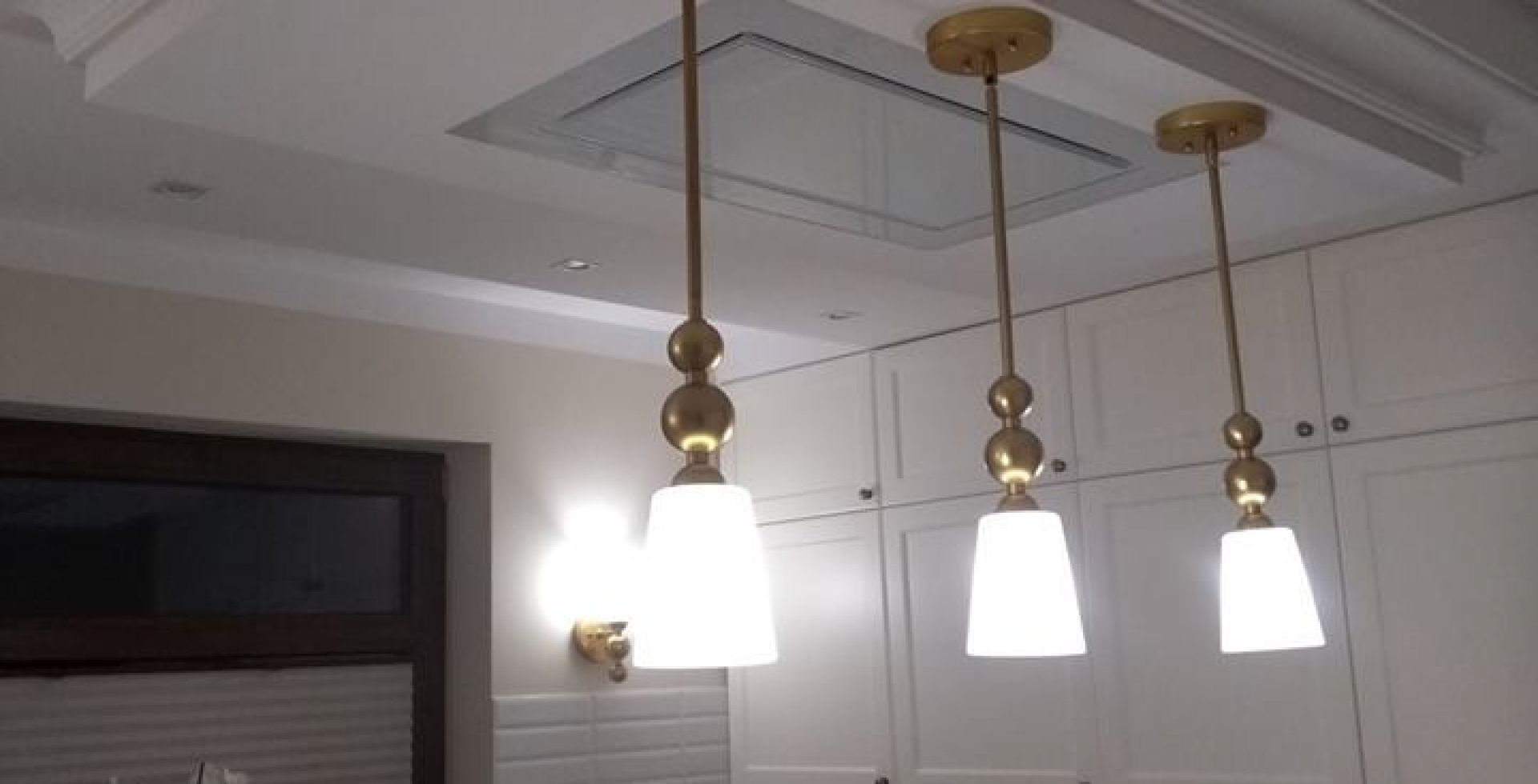 Hota De tavan Grand White - Alb - Aranjament 13