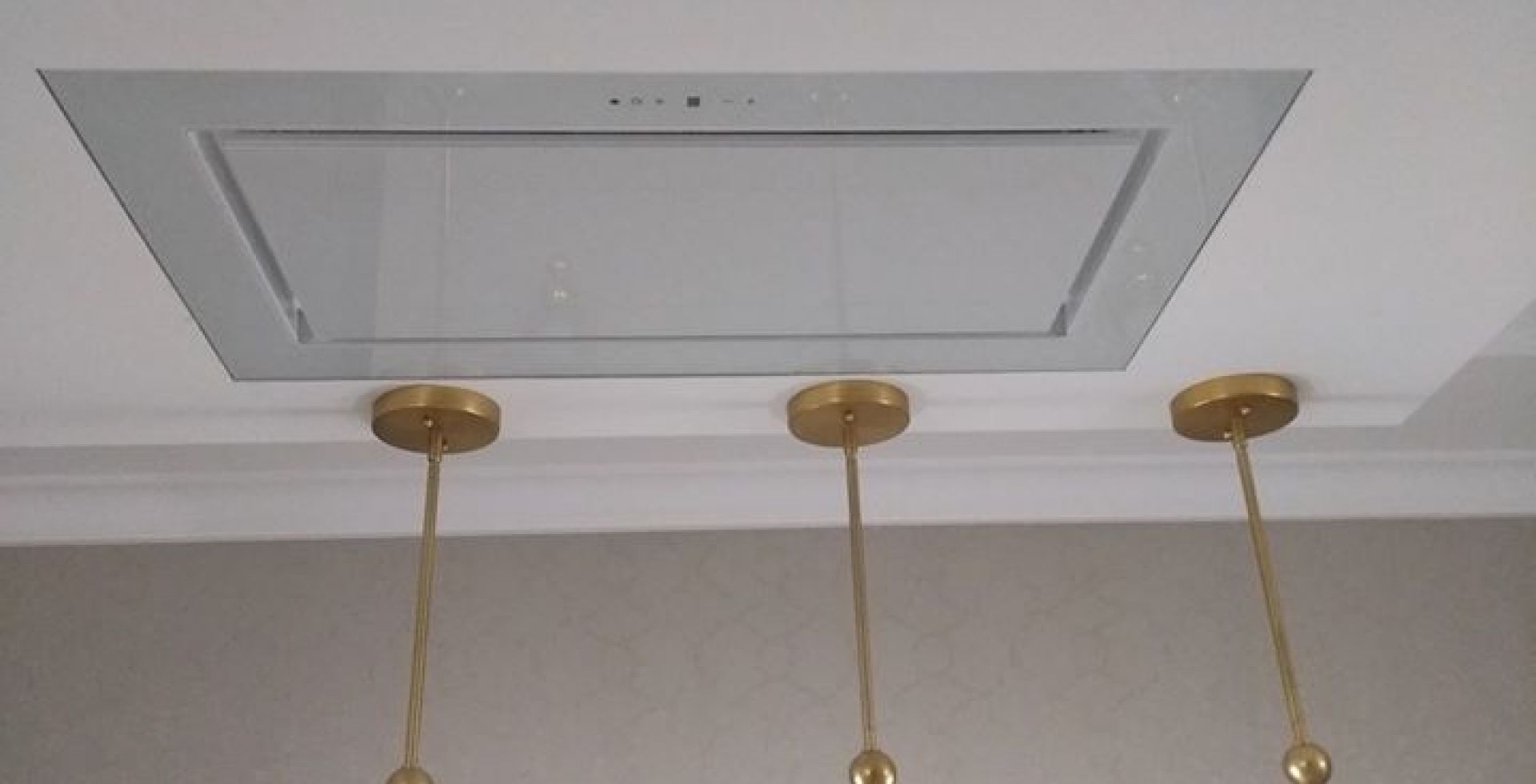 Hota De tavan Grand White - Alb - Aranjament 18