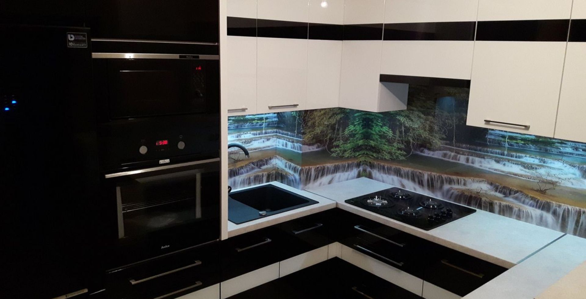 Hota Incorporabile Amadis Black - Negru lucios - Aranjament 11