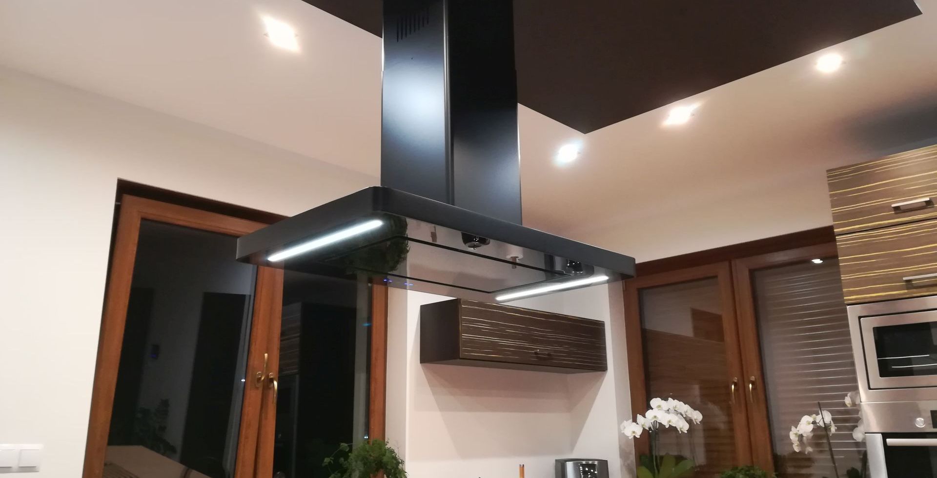 Hota insula Decor Island Black Matt - Negru Mat - Aranjament 9