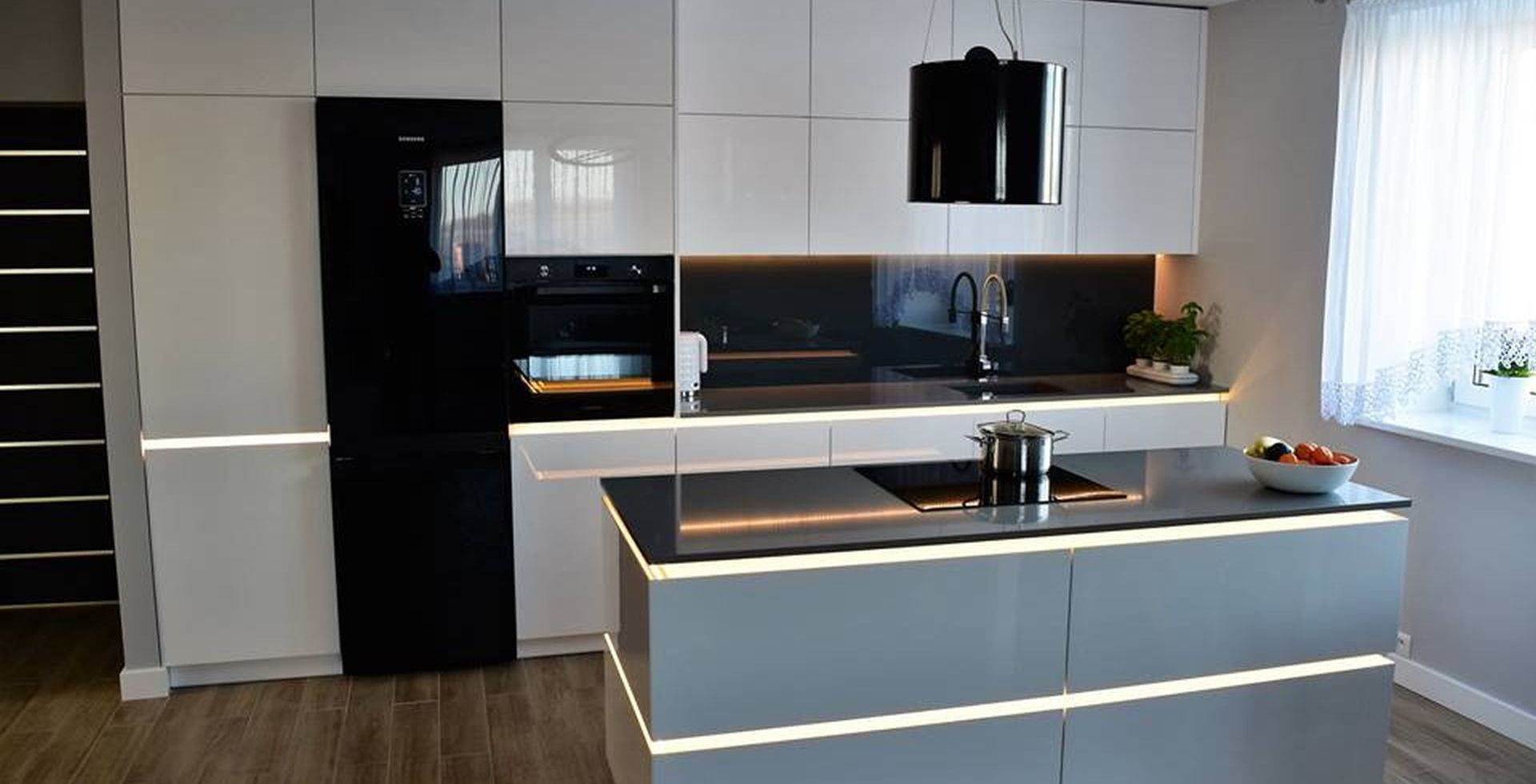 Hota insula Galaxy Black Matt - Negru Mat - Aranjament 8