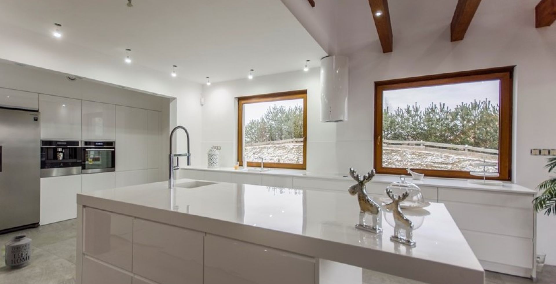 Hota decorative Cylindro OR White Matt - Alb Mat - Aranjament 5