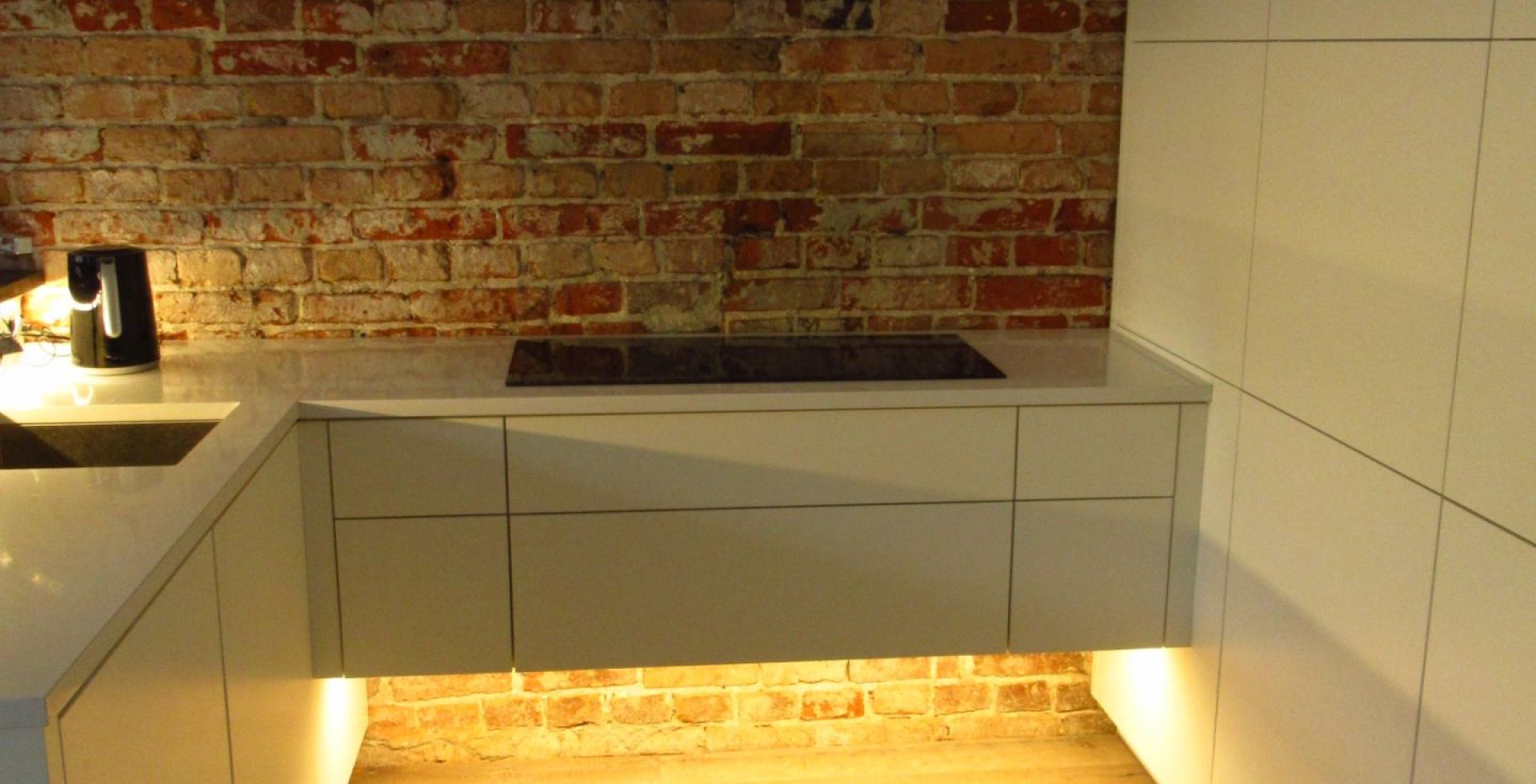 Hota decorative Quadro OR Black Matt - Negru Mat - Aranjament 10