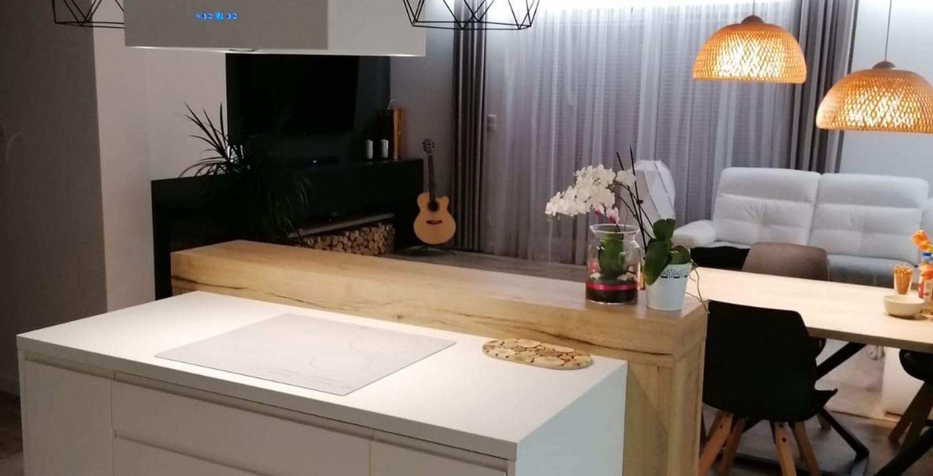 Hota insula Quadro Max White - Alb - Aranjament