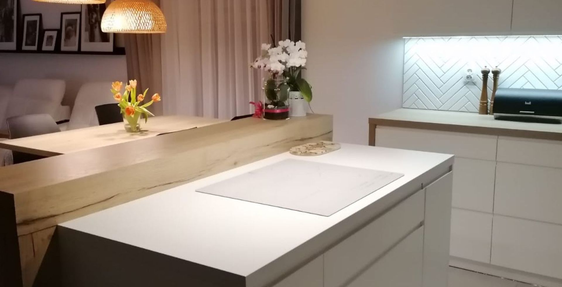 Hota insula Quadro Max White - Alb - Aranjament 2