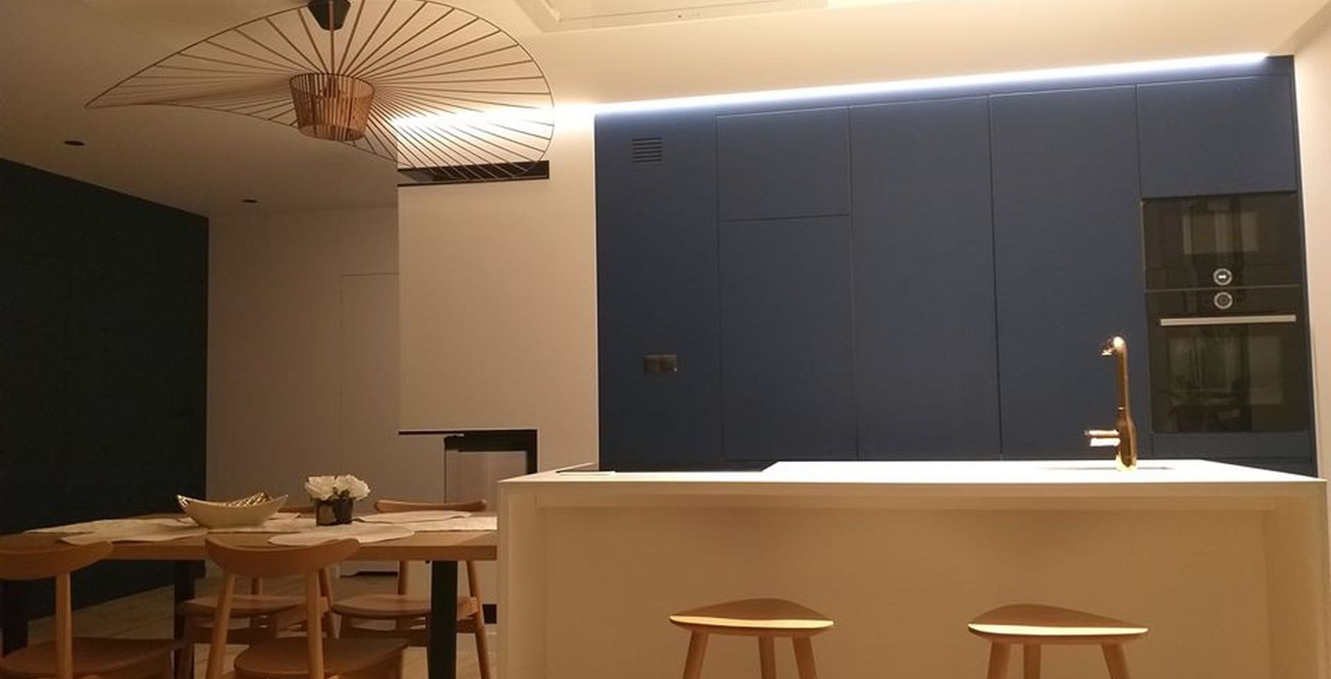 Hota De tavan Grand Super Slim White - Alb - Aranjament 17