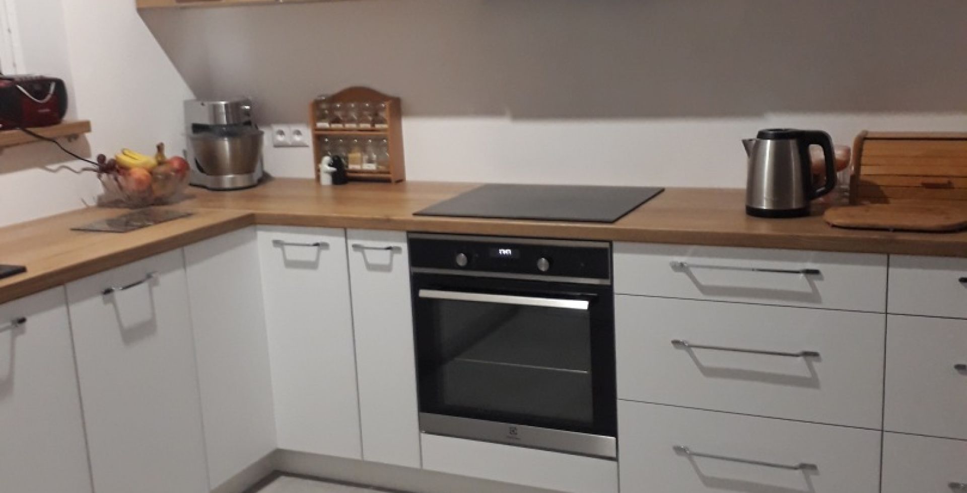 Hota Incorporabile Amadis Black - Negru lucios - Aranjament