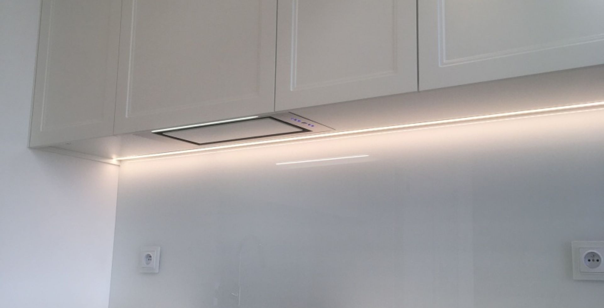 Hota Incorporabile Micra White - Alb - Aranjament 8