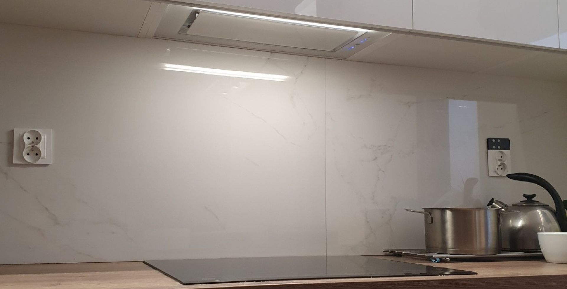 Hota Incorporabile Lando Glass White - Alb - Aranjament 37