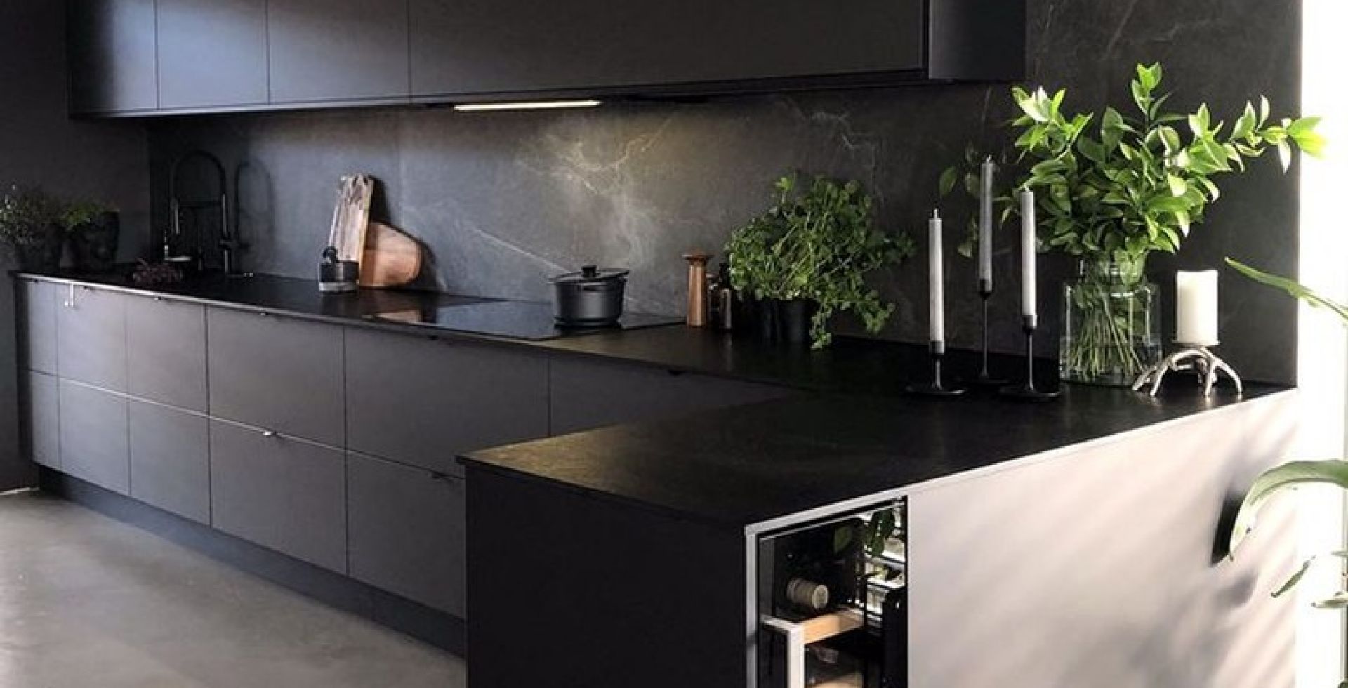 Hota Incorporabile Lando Glass Black - Negru - Aranjament 6