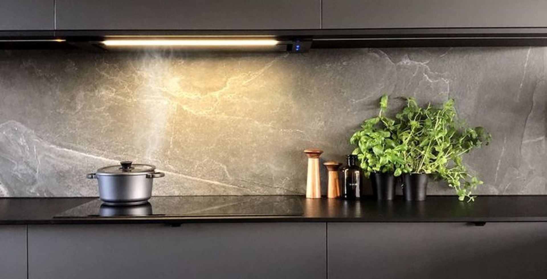 Hota Incorporabile Lando Glass Black - Negru - Aranjament 3