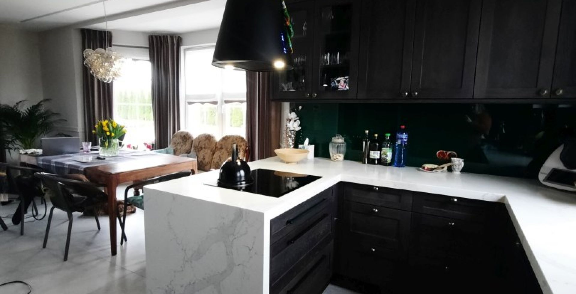 Hota insula Inspiro Black Matt - Negru Mat - Aranjament 4