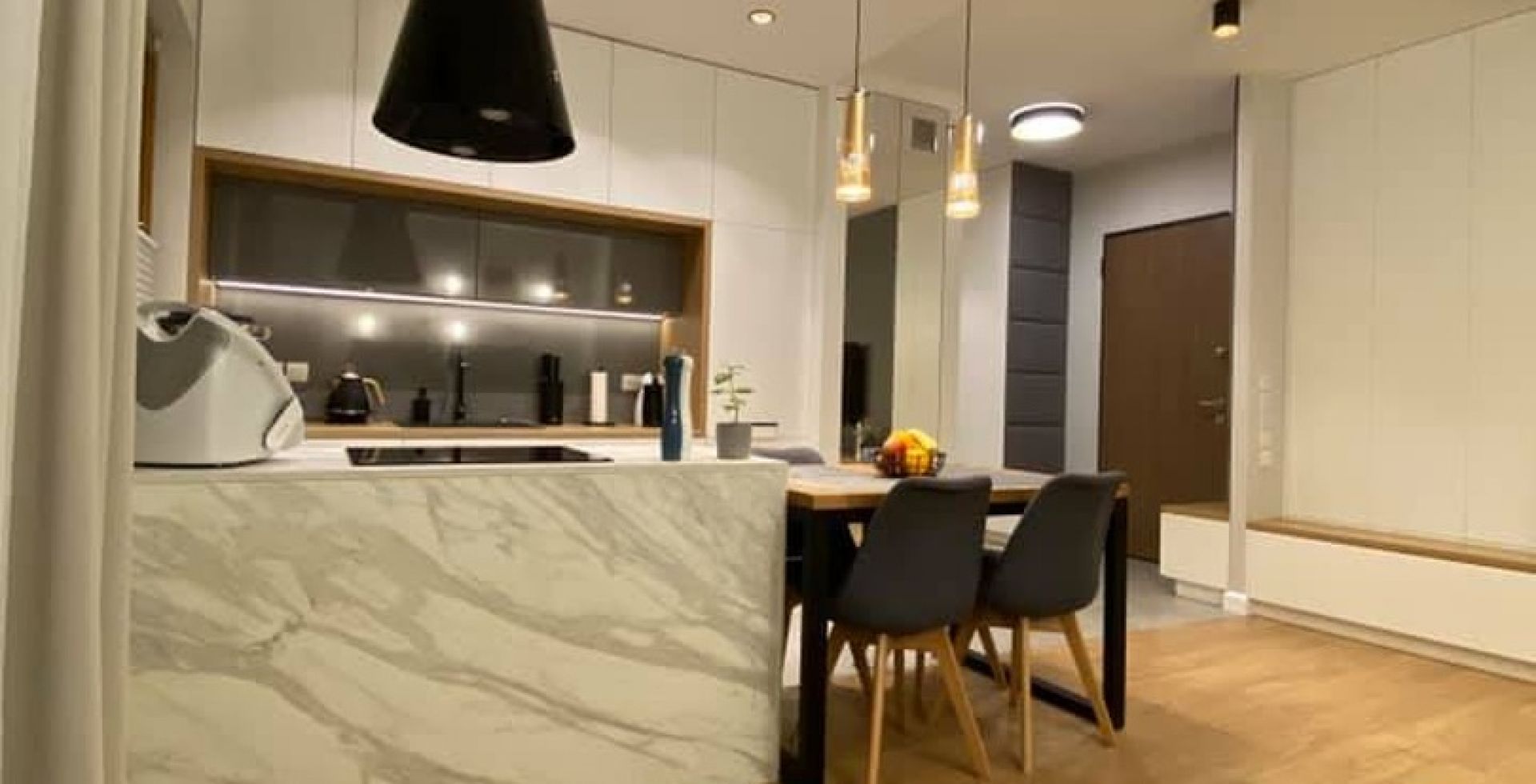 Hota insula Inspiro Black Matt - Negru Mat - Aranjament 5