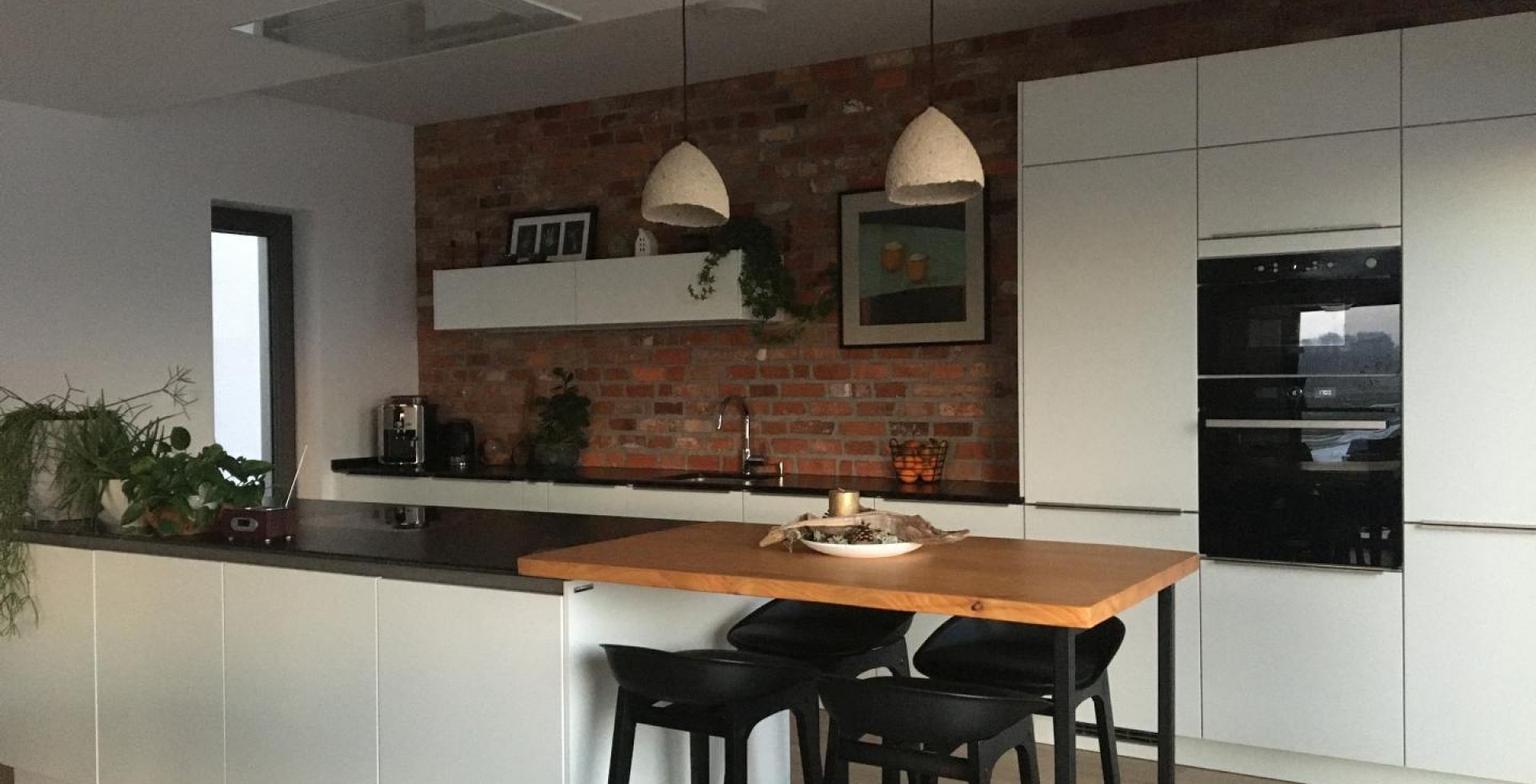 Hota De tavan Grand White - Alb - Aranjament 7