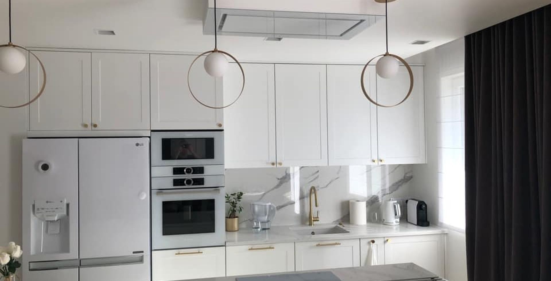 Hota De tavan Grand White - Alb - Aranjament 32