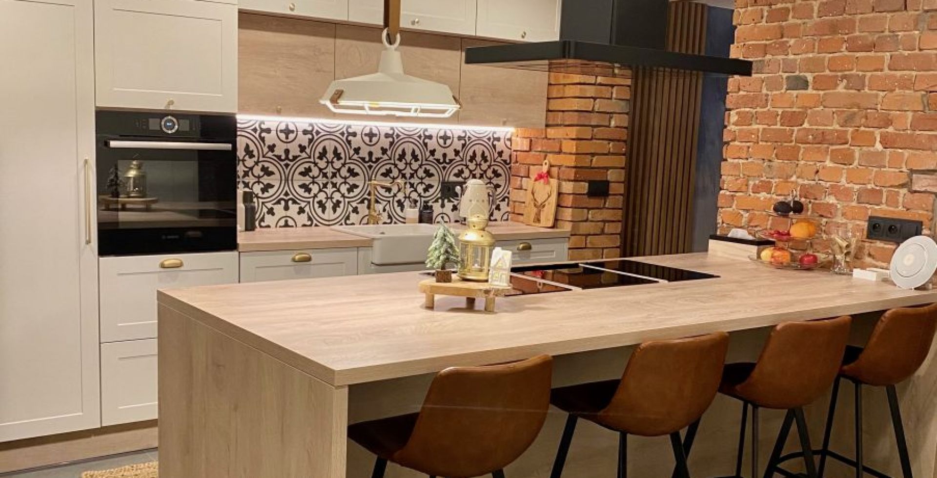 Hota insula Decor Island Black Matt - Negru Mat - Aranjament 2