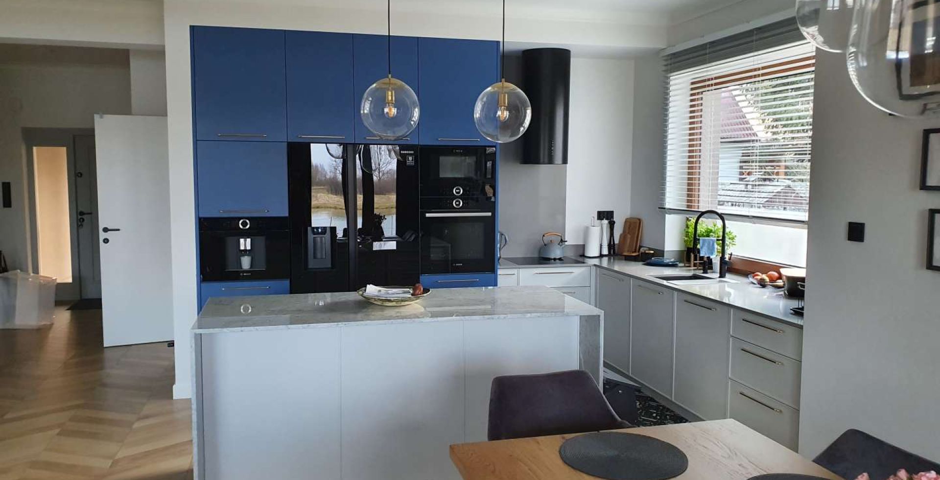 Hota insula Cylindro Black Matt - Negru Mat - Aranjament 30