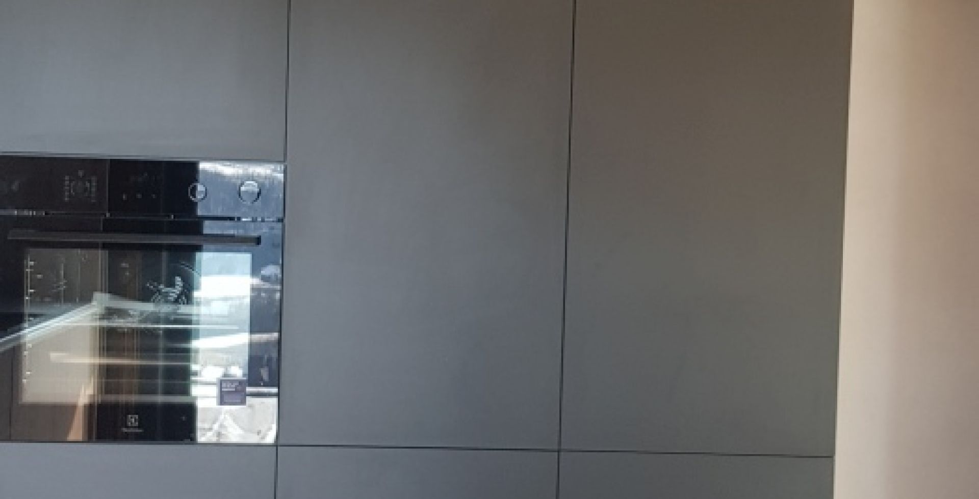 Hota insula Cylindro Eco Black Matt - Negru Mat - Aranjament 12